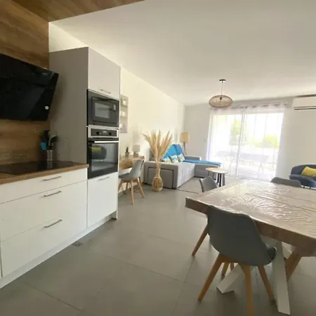 Provencal Escape With Terrace And Garden View Daire Castelnau-le-Lez