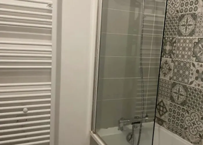 Provencal Escape With Terrace And Garden View Apartament
