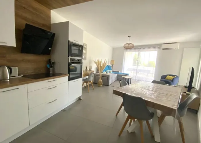 Provencal Escape With Terrace And Garden View Apartament Castelnau-le-Lez