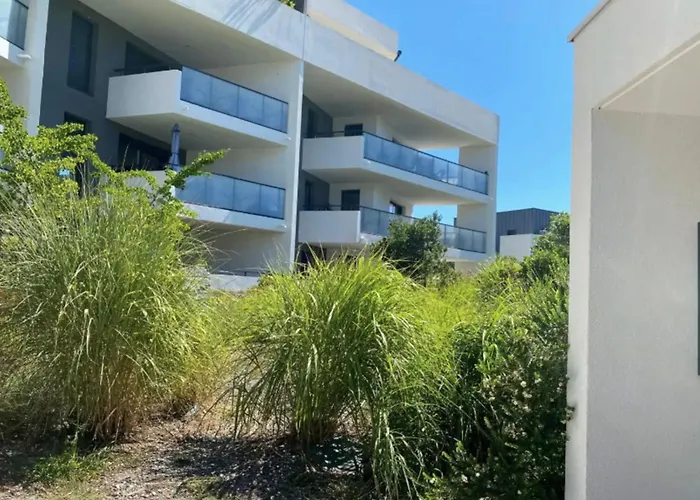 Provencal Escape With Terrace And Garden View Castelnau-le-Lez